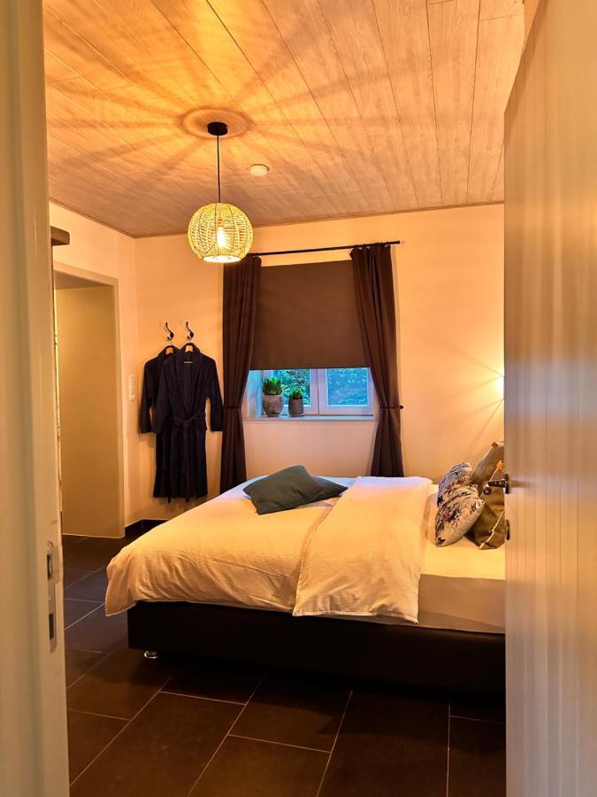 'T Vaerthuys Villa Dilsen-Stokkem Exteriör bild