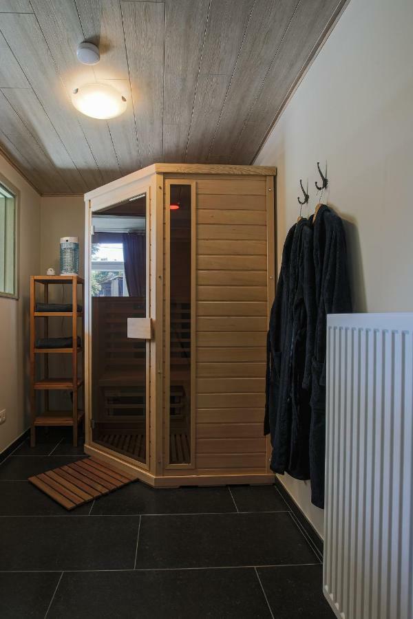 'T Vaerthuys Villa Dilsen-Stokkem Exteriör bild